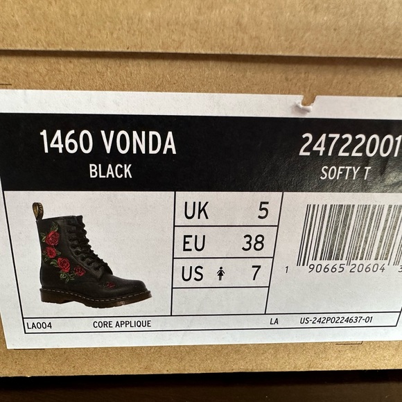 DR. MARTENS 1460 VONDA FLORAL LEATHER LACE UP BOOTS - Picture 6 of 7